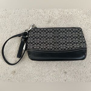 Coach SoHo Mini Wristlet Jacquard